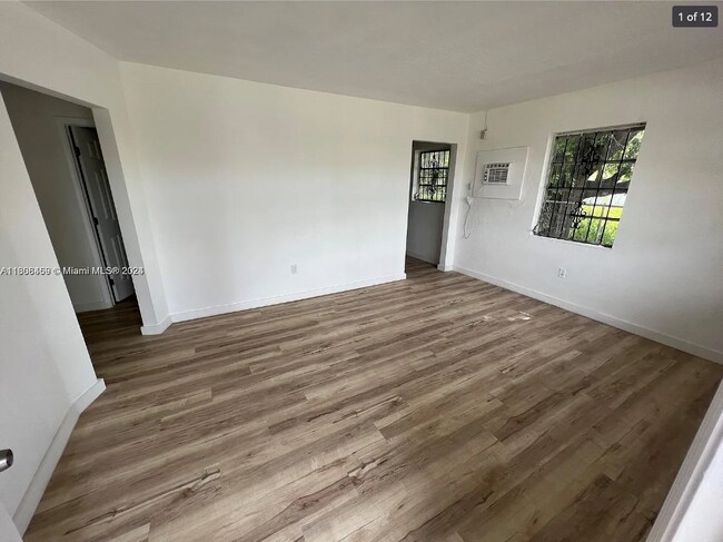 Building Photo - 3331 NW 43rd Terrace