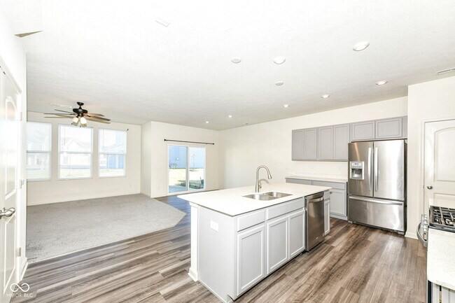 Building Photo - 13533 Dewpoint Ln