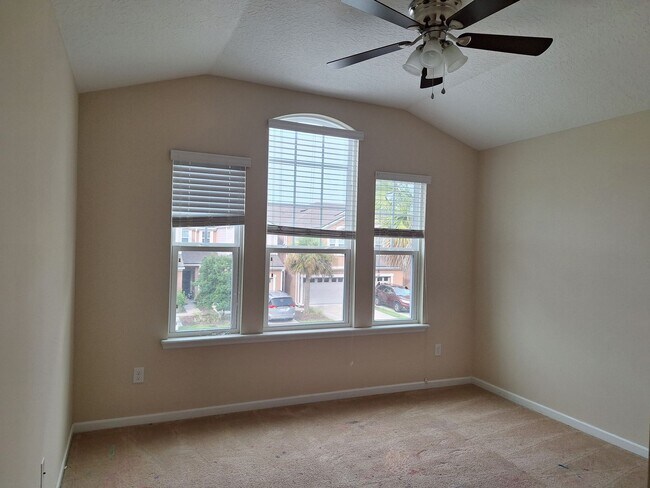 Building Photo - Townhome in Durbin Crossing