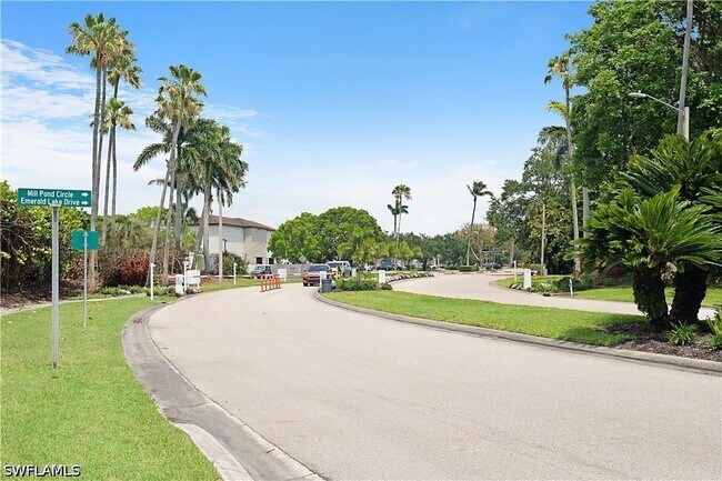 Building Photo - 7791 Esmeralda Way