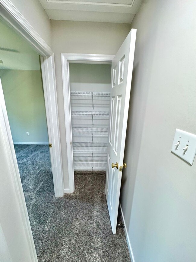 Building Photo - Move-in Ready! Beautifully Updated 4 Bedroom, 2.5 bath Home, located on a Quiet Cul-de-Sac in N. ...