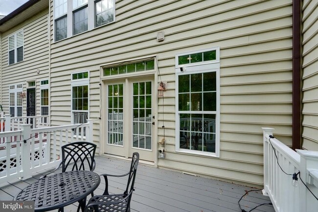 Building Photo - 1639 Whitehall Dr