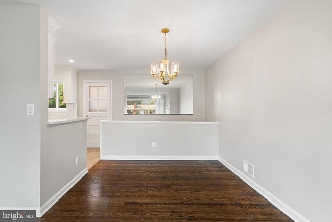 Building Photo - 3908 Melvern Pl
