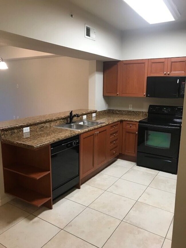 Building Photo - Villagio Rental