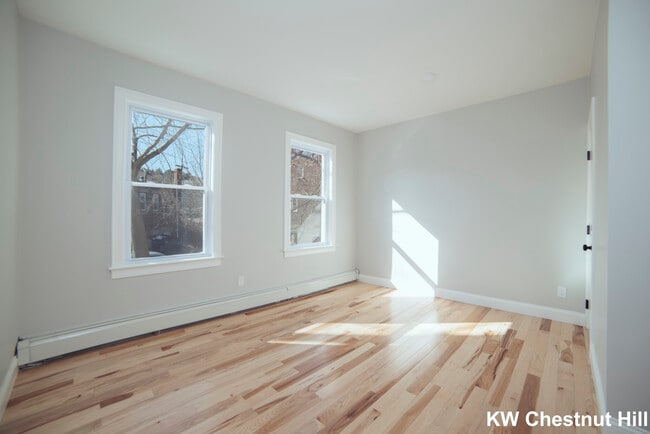 Building Photo - 10 Duffley Ct