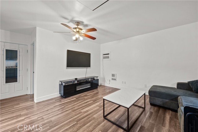 Building Photo - 11374 Kagel Canyon St