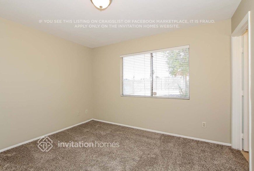 Building Photo - 9623 N 71st Ave