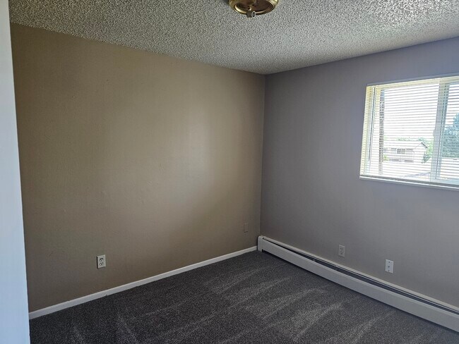 Building Photo - 1155 Chiricahua Loop