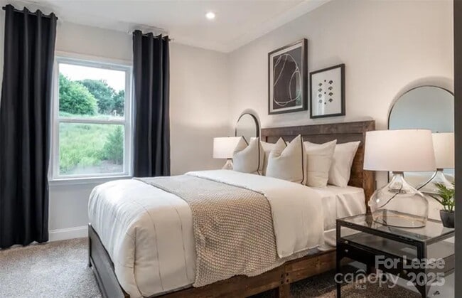 Building Photo - 19016 Yellow Birch Dr