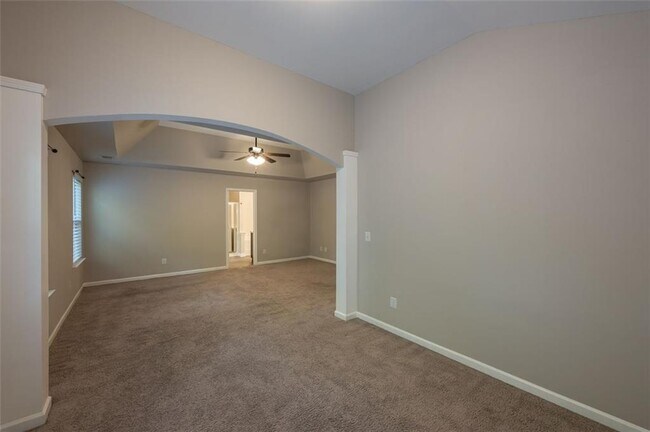 Building Photo - 840 Whisperwood Trail