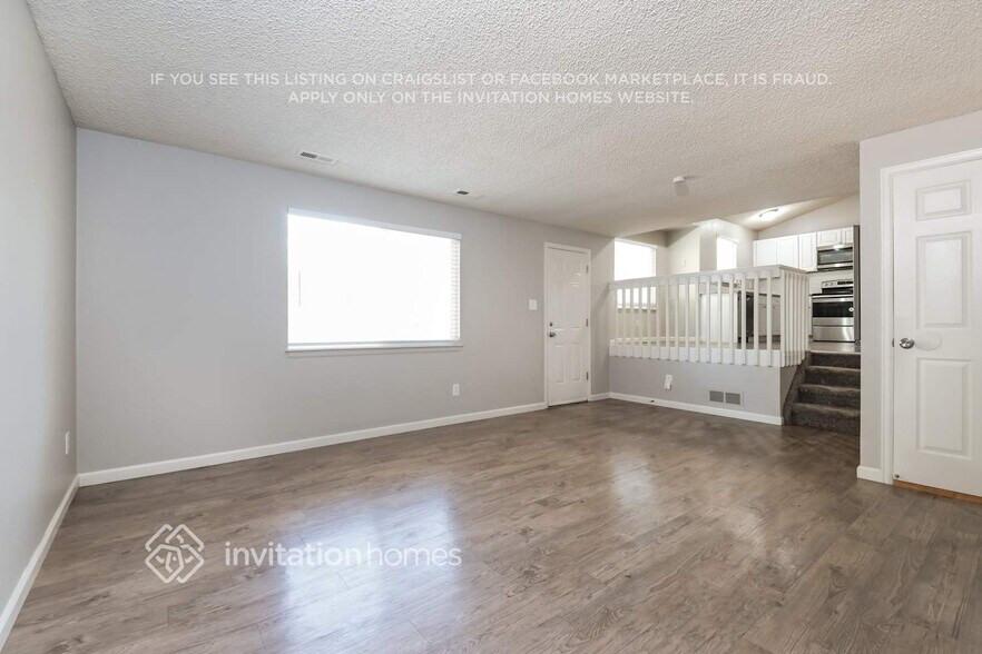 Building Photo - 12116 Grape St
