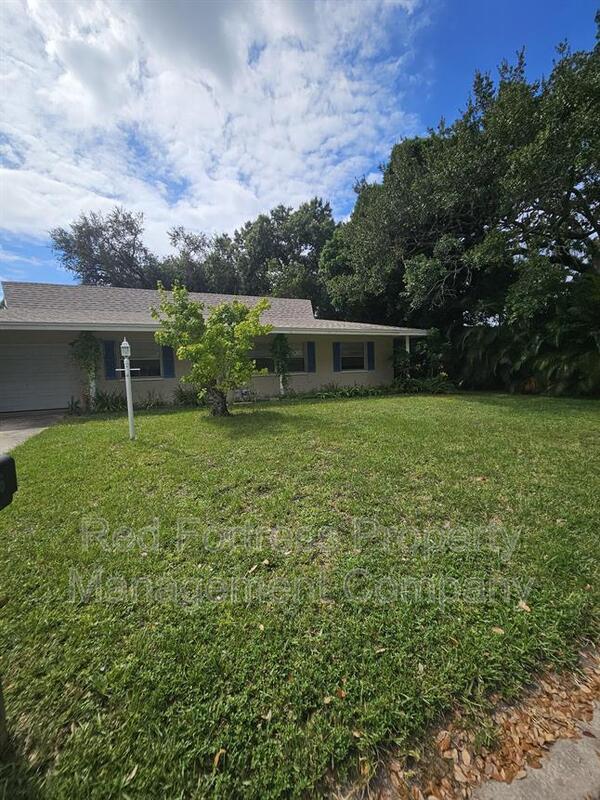 Building Photo - 4706 Mi Casa Ct