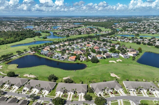 Building Photo - Nice 4 bedroom home in Kissimmee