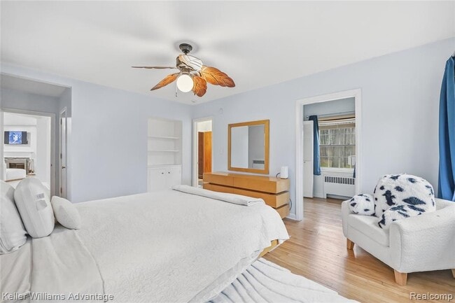 Building Photo - 6103 Park Lake Rd