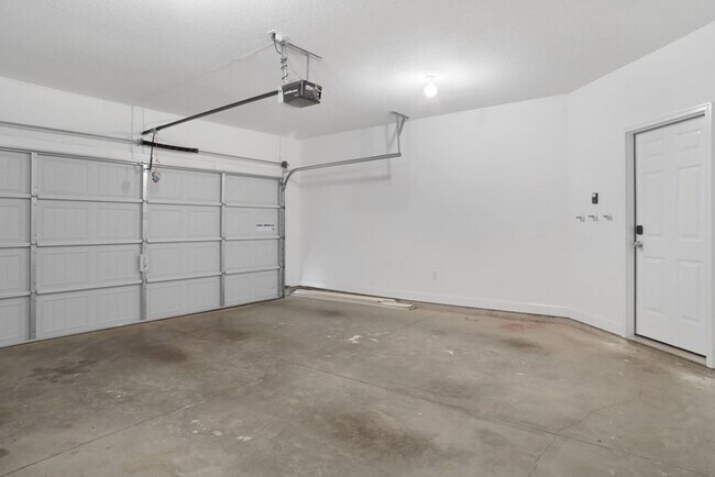 Building Photo - Home for rent in Hinesville GA