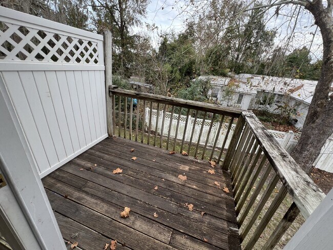 Building Photo - Apartment for Rent