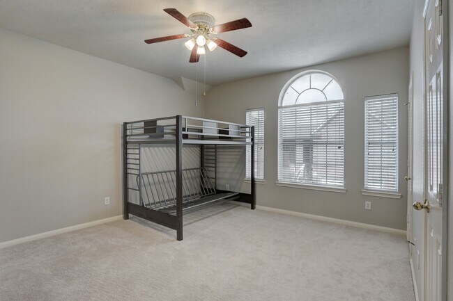 Building Photo - 1408 S Friendswood Dr