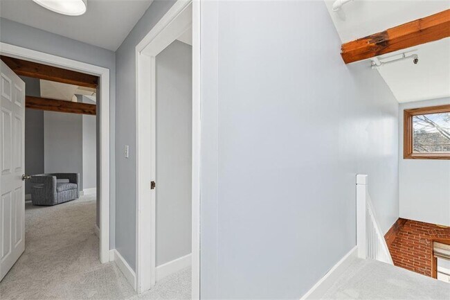 Building Photo - 555 S Water St