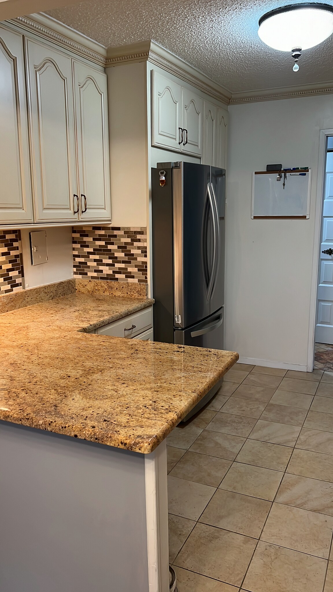 Building Photo - 2300 Pimmit Dr