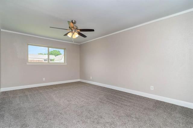 Building Photo - 2223 Lockwood Dr