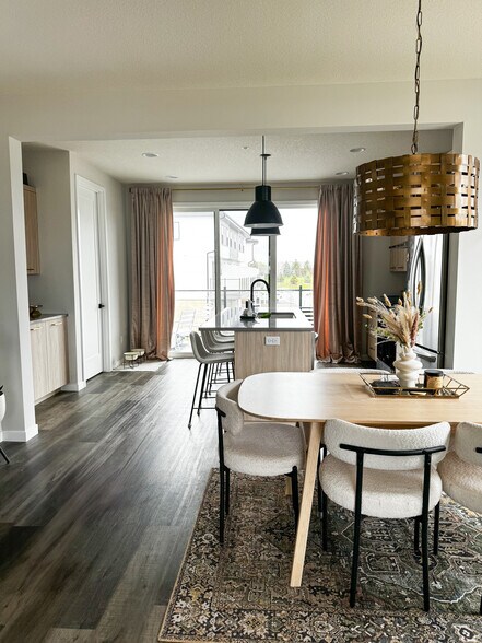 Building Photo - 5017 161st St W