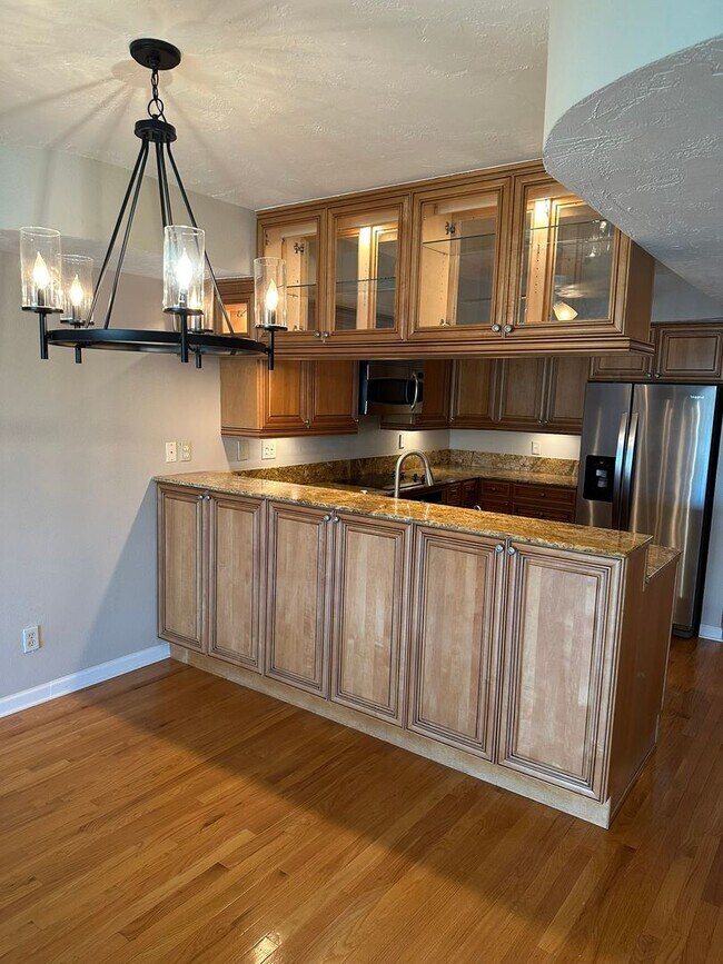 Building Photo - Tierra Verde WATERFRONT Annual Unfurn. 3BR 3BA 2 Car Tandem Garage Townhome w/SLIP