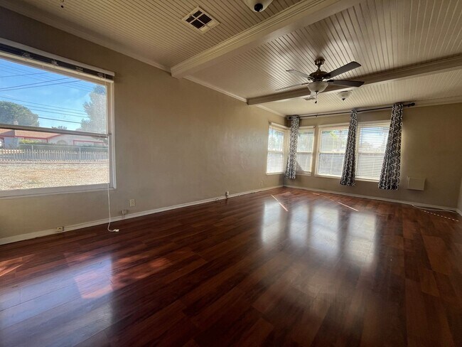 Building Photo - Single-Story 2-Bedroom Home in Calimesa!
