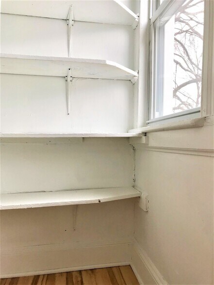 Building Photo - 27 Harborview Ave