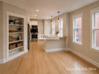 Building Photo - 906-908 Park St-2E