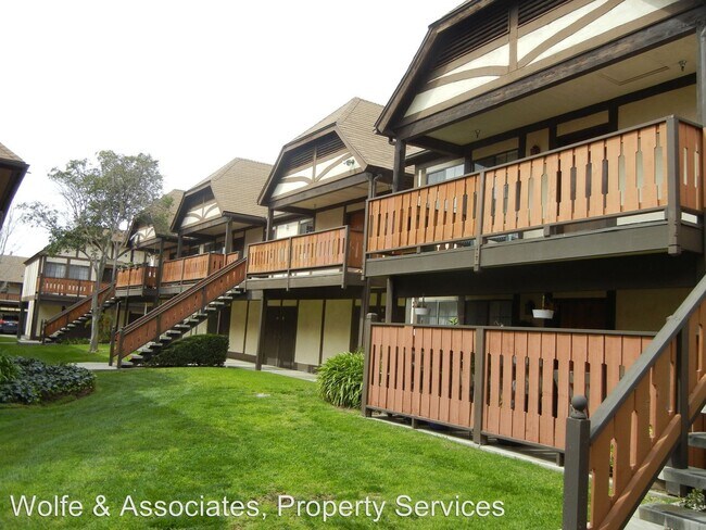 Building Photo - 1532 Acorn Way