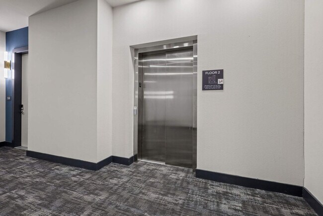 Building Photo - 13701 Montfort Dr