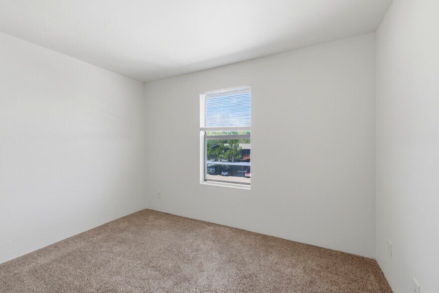 Building Photo - Prescott Woodlands Apartments