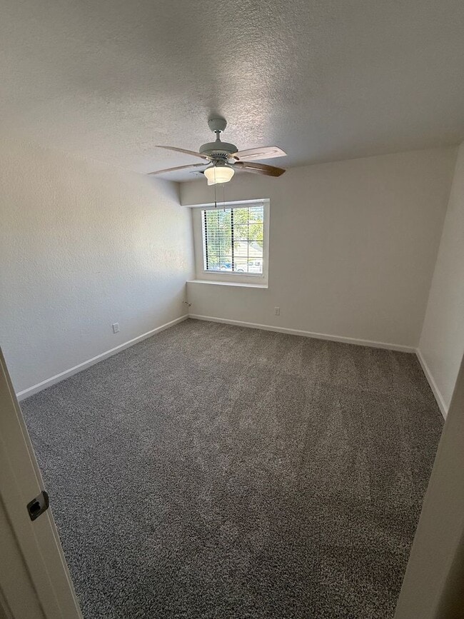 Building Photo - Remodeled Home: 4 Bd/ 2.5 Bath Two Story!
