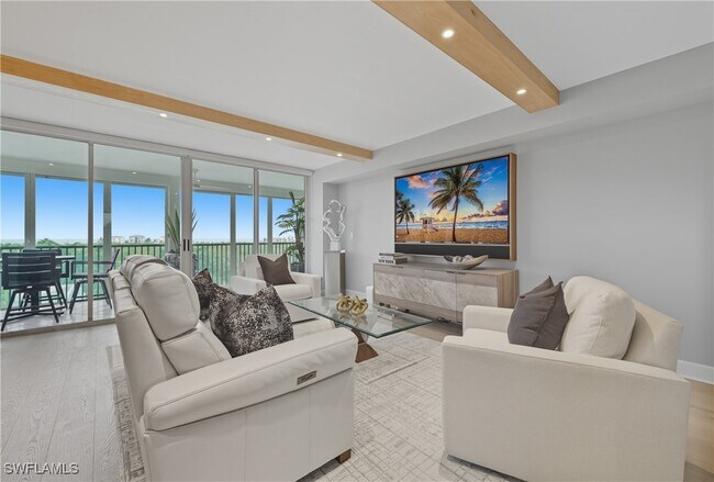 Building Photo - 7515 Pelican Bay Blvd