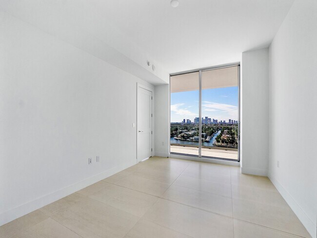 Building Photo - 153 Seabreeze Blvd