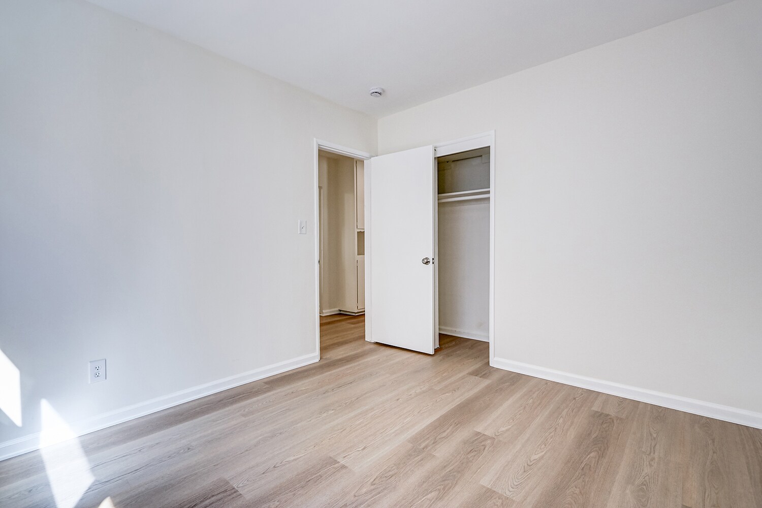 Building Photo - 2312 Grant Ave