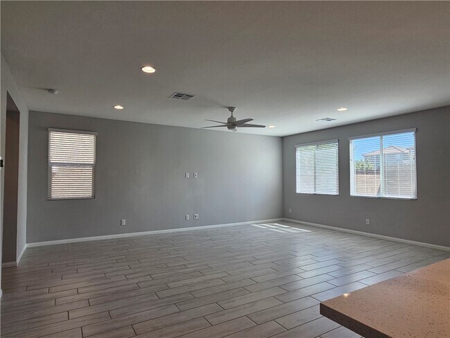 Building Photo - 9853 Fisher Bay Ct