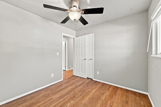 Building Photo - $2,345.95, 5-bed, 2.5-bathroom located in Colorado Springs with a fenced backyard.