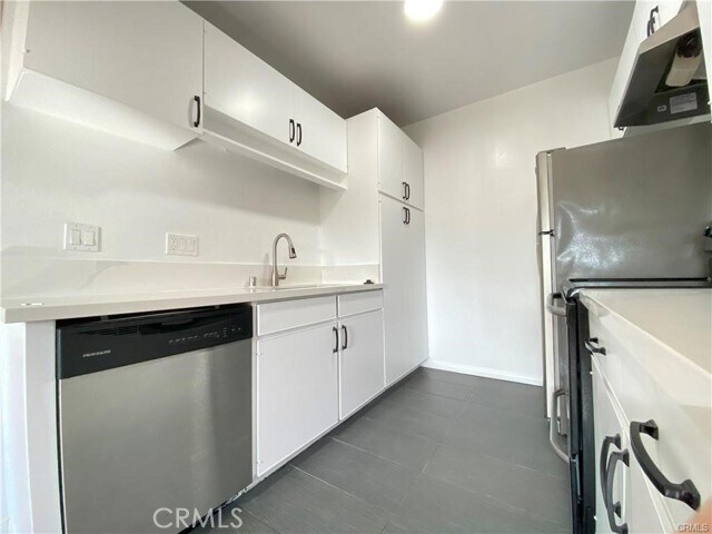 Building Photo - 322 Miraleste Dr