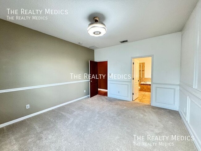 Building Photo - 308 Blue Cypress Dr