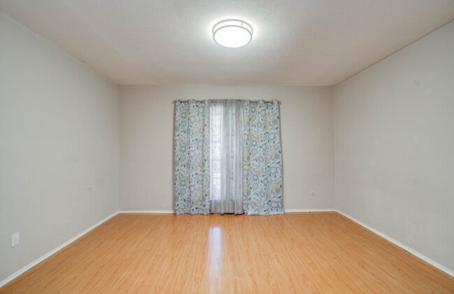 Building Photo - 12633 Memorial Dr
