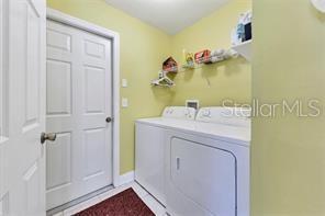 Building Photo - 4510 Sanibel Way