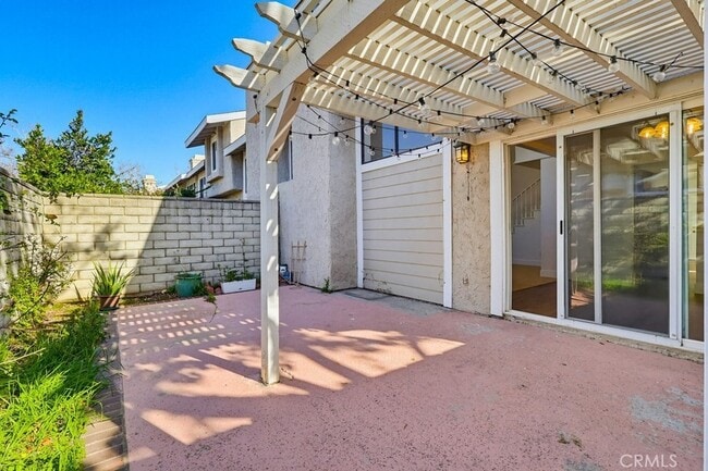 Building Photo - 23117 Kimmore Terrace