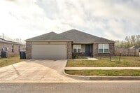 Building Photo - 10620 SW 23rd Ter