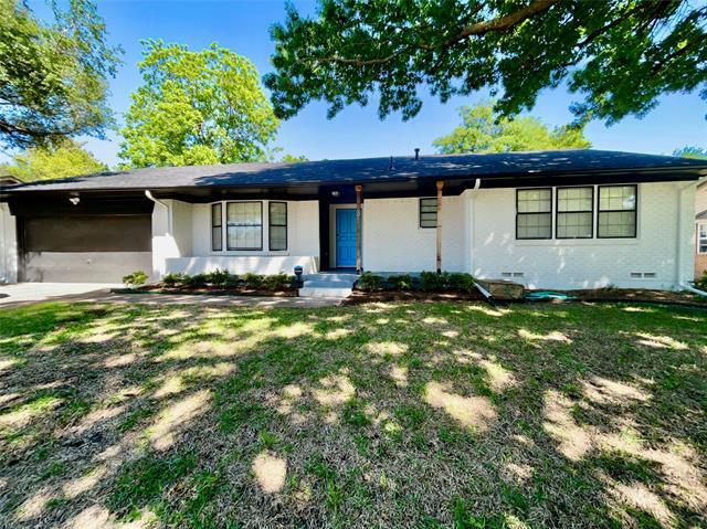 Primary Photo - 702 Ridgedale Dr