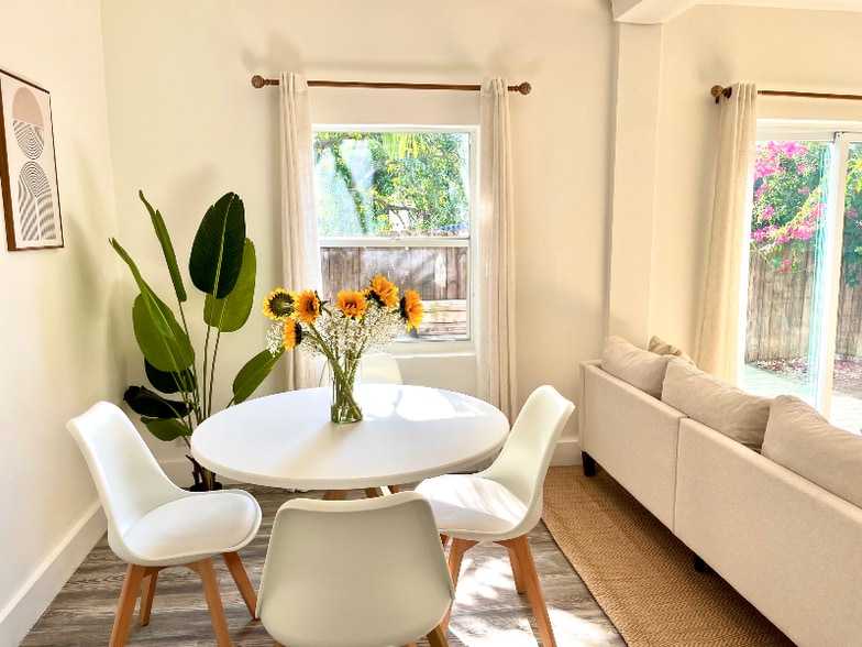 Building Photo - 679 NE 87th St