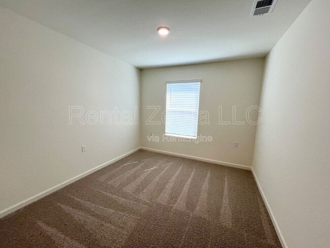 Building Photo - 4075 Cinnabar Ct