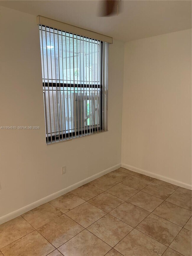 Building Photo - 6800 Cypress Rd