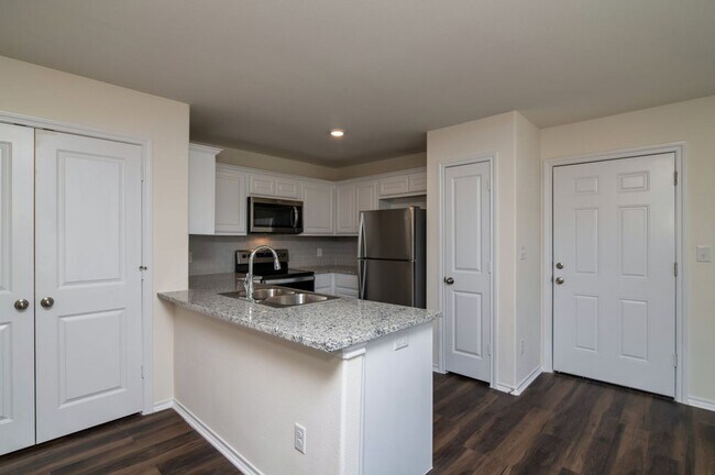 Building Photo - COMING SOON! 3 BEDROOM DUPLEX LOCATED IN WHITERIGHT, TEXAS!