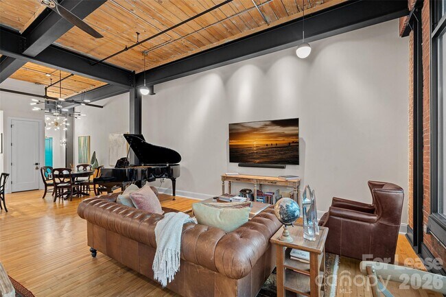 Building Photo - 310 Arlington Ave